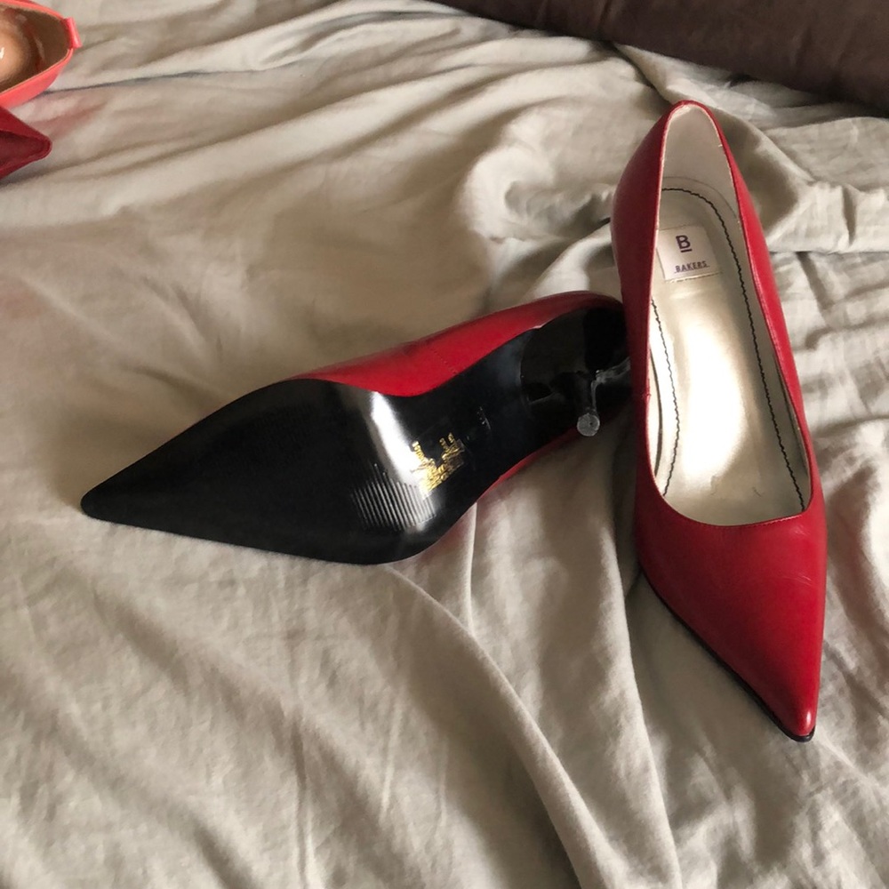 Red High Heels - Picture 3 of 4